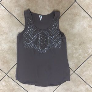 Sleeveless blouse
